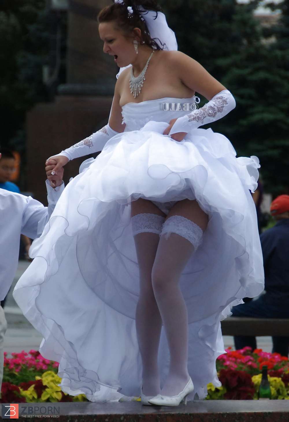 Free upskirt wedding pictures picture
